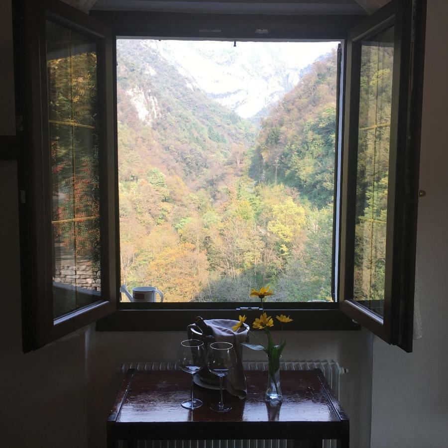 Hotel Al Verde マンデッロ・デル・ラーリオ エクステリア 写真